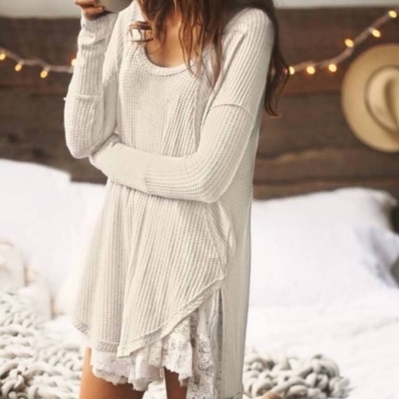 Free People Tops - Free people waffle knit high low/ asymmetrical tunic